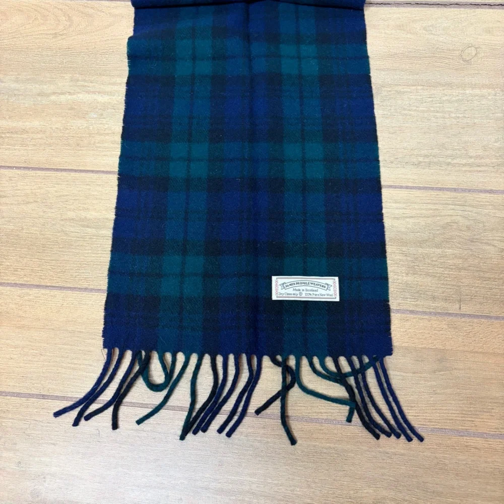James Pringle Weavers | Wool Scarf Scotland